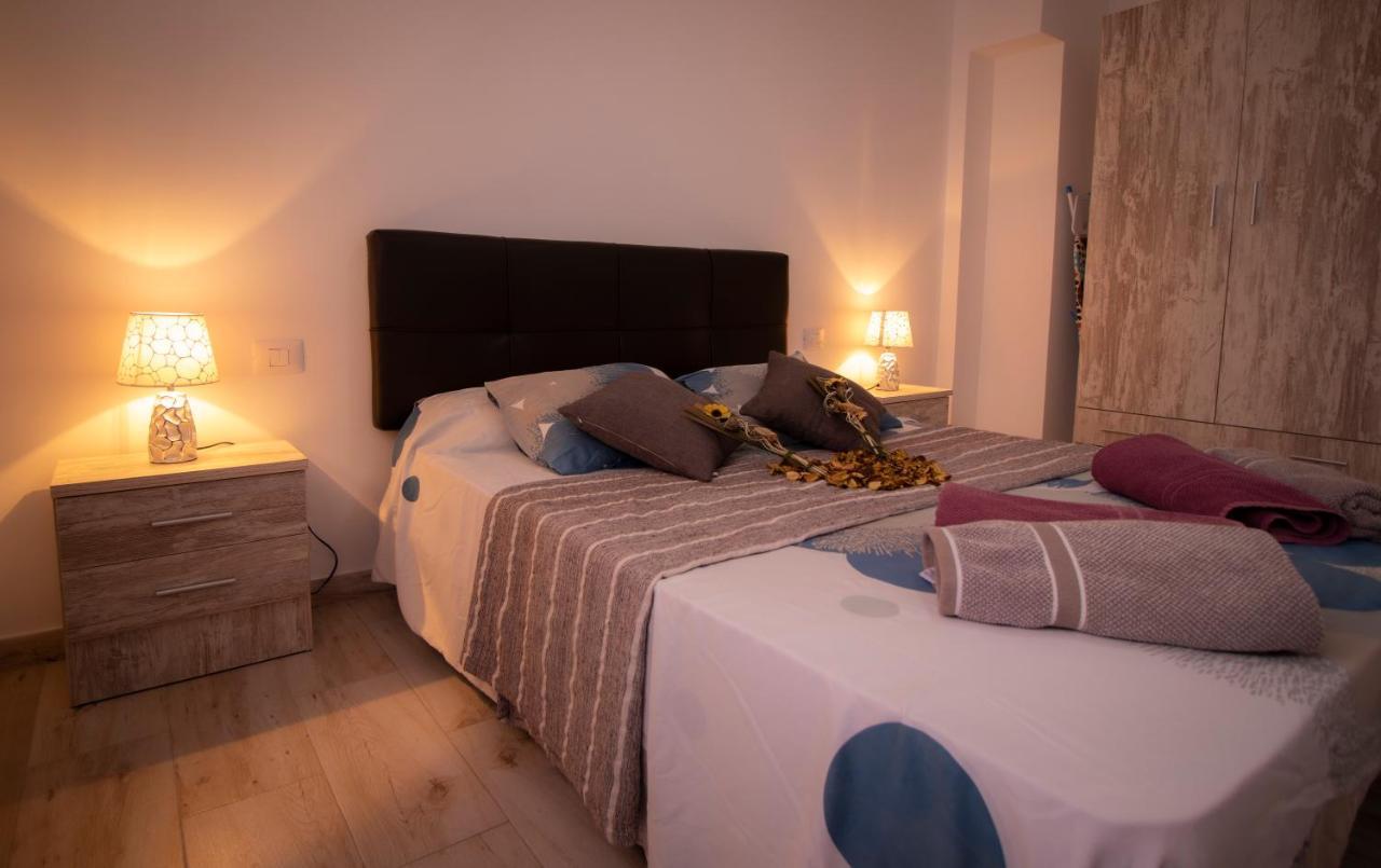 El Carmen Beach Apartment 洛斯克里斯蒂亚诺斯 外观 照片