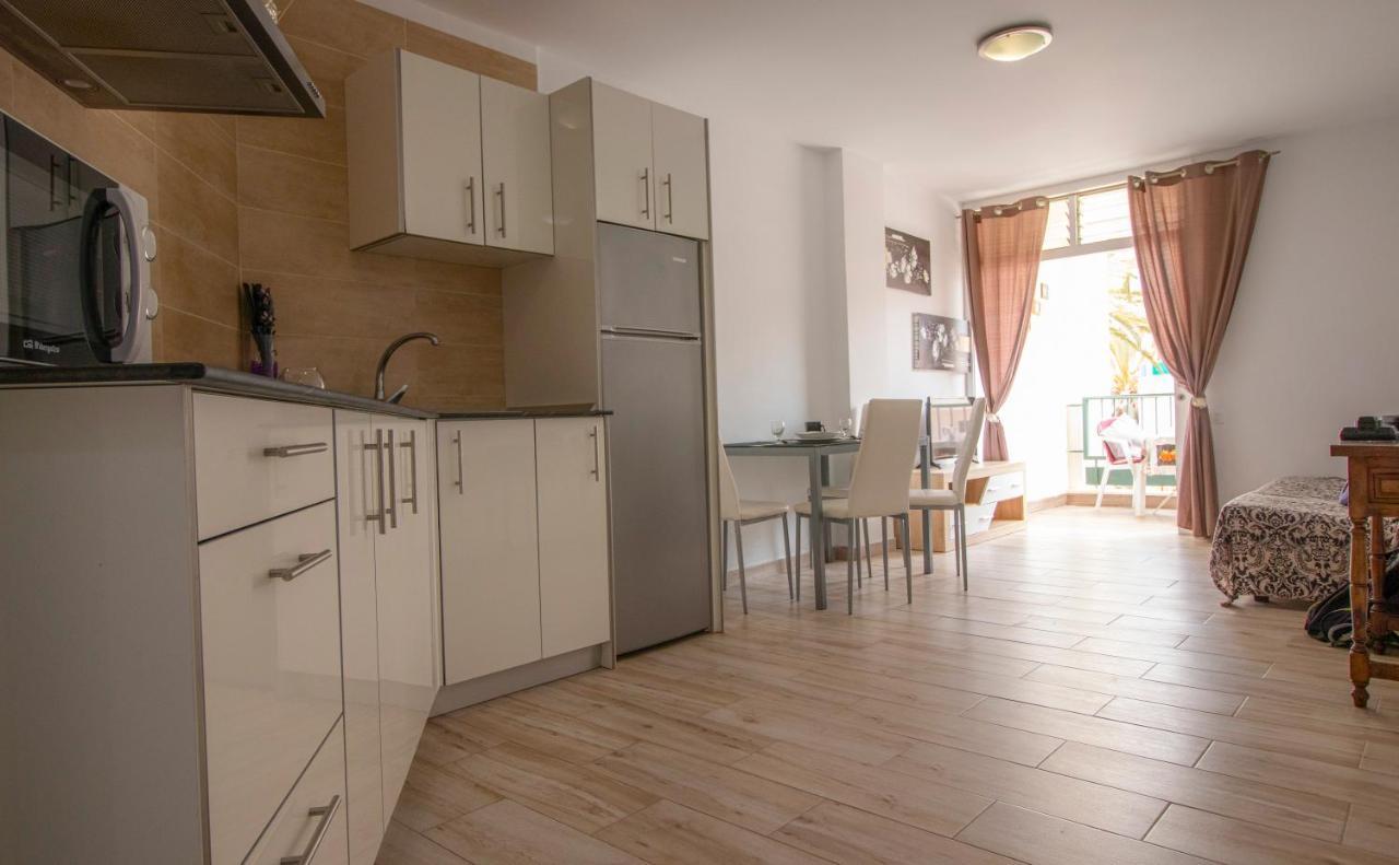 El Carmen Beach Apartment 洛斯克里斯蒂亚诺斯 外观 照片