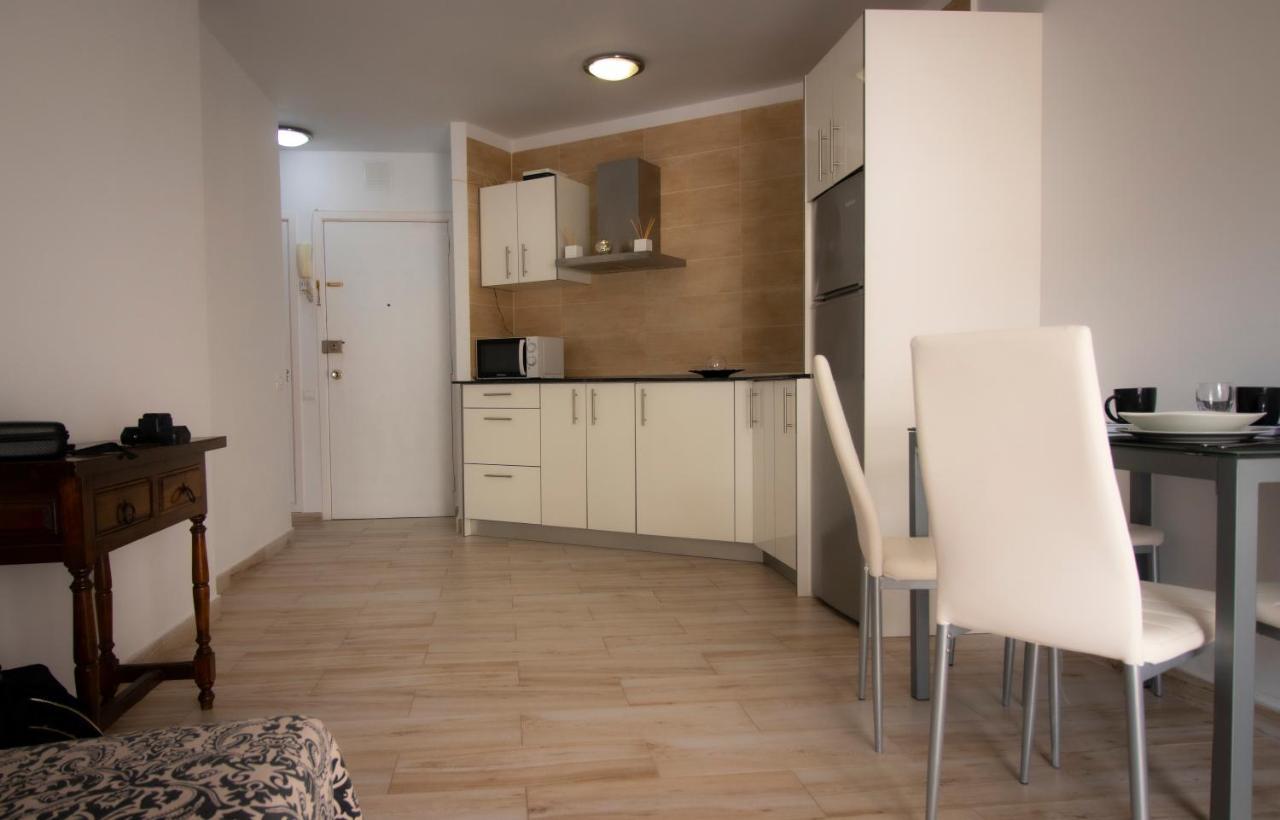 El Carmen Beach Apartment 洛斯克里斯蒂亚诺斯 外观 照片