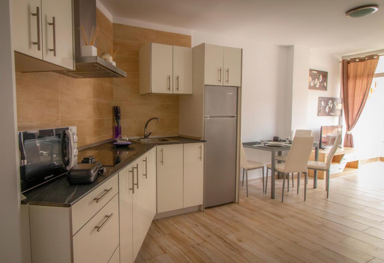 El Carmen Beach Apartment 洛斯克里斯蒂亚诺斯 外观 照片